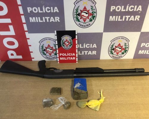 Polícia prende suspeita de porte ilegal de arma e tráfico de drogas em João Pessoa