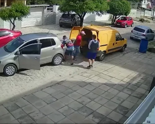 PF realiza operação contra acusado de roubo a carro dos Corrreios, na Paraíba