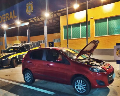 PRF  recupera cinco veículos roubados em menos de 24 horas de fiscalização