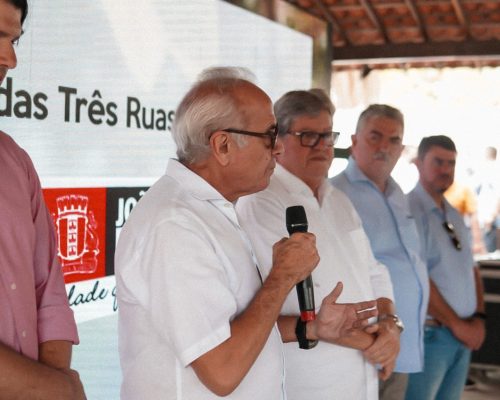 Ao lado do governador, Cícero Lucena autoriza construção do Parque das Três Ruas