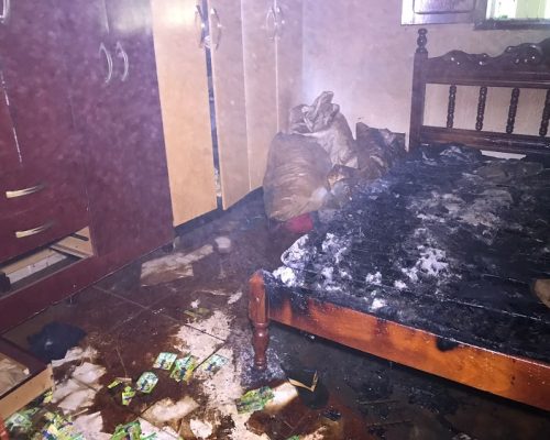 Homem morre após inalar fumaça gerada por incêndio dentro da casa na Paraíba