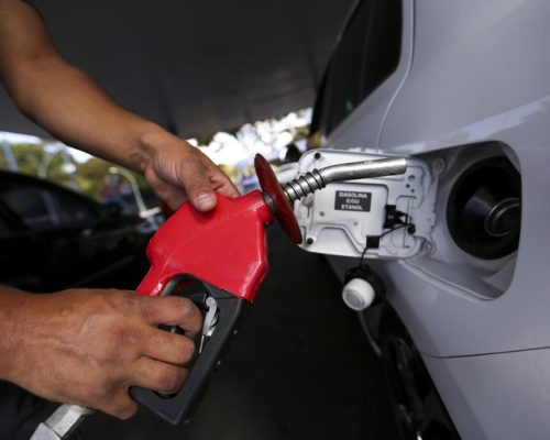 Petrobras reajusta preços da gasolina e do diesel para distribuidoras; confira os percentuais