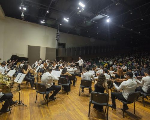 Concerto da Orquestra Sinfônica Jovem tem estreia mundial de obra de compositor italiano