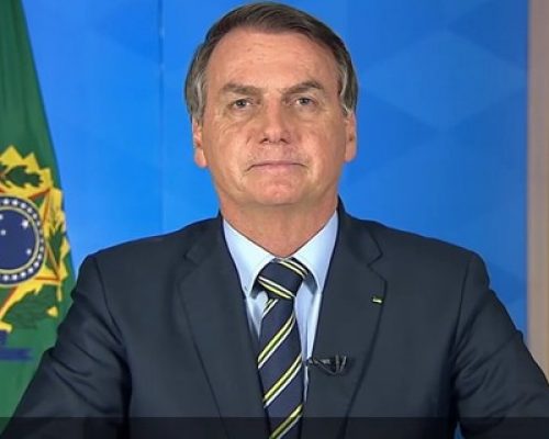 Entidade de delegados da PF pede a Bolsonaro autonomia financeira e mandato para diretor-geral