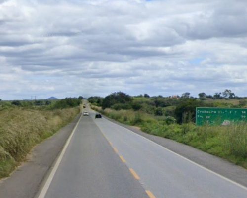 Homem morre após colidir veículo com animal, em BR na Paraíba
